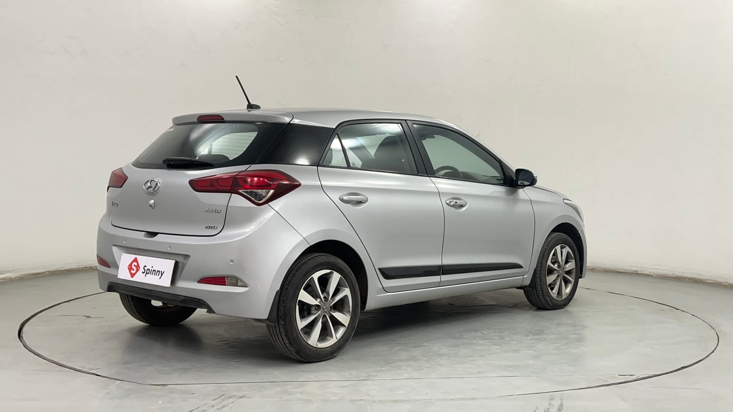 Used 2017 Hyundai Elite i20 Asta 1.2 (O) Petrol Manual exterior RIGHT REAR CORNER VIEW