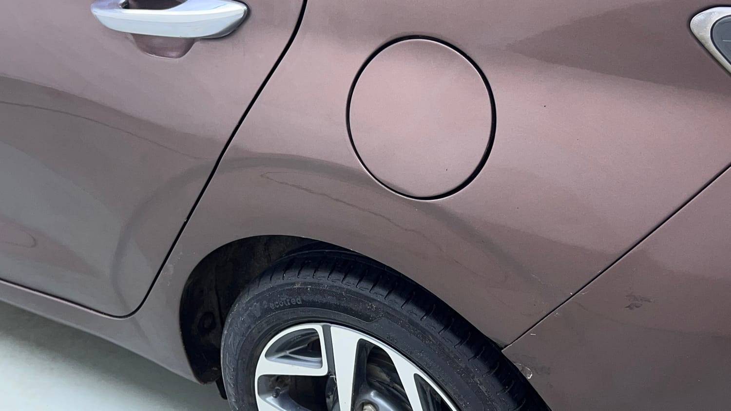 Used 2020 Hyundai Aura SX Plus 1.2 AMT Petrol Petrol Automatic dents MINOR DENT