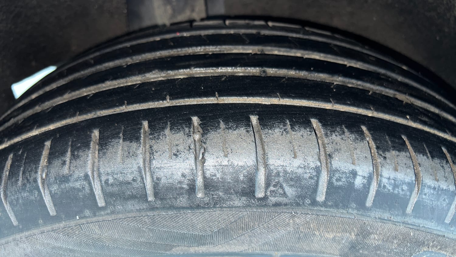 Used 2019 Maruti Suzuki Baleno Zeta Automatic Petrol Automatic tyres RIGHT REAR TYRE TREAD VIEW