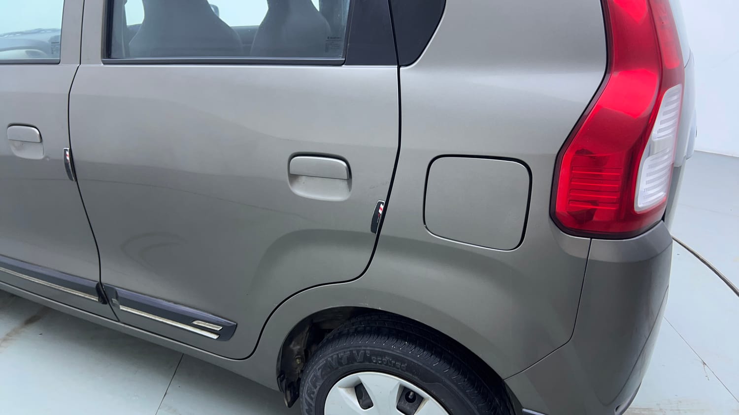 Used 2023 Maruti Suzuki Wagon R VXI 1.0 CNG Cng Manual dents MINOR SCRATCH