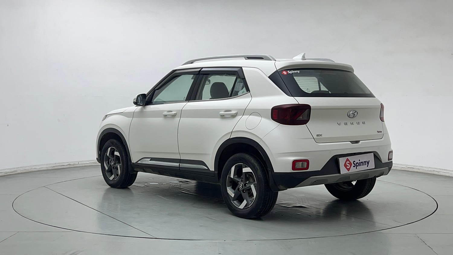 Used 2021 Hyundai Venue SX 1.0 Turbo Petrol Manual exterior LEFT REAR CORNER VIEW