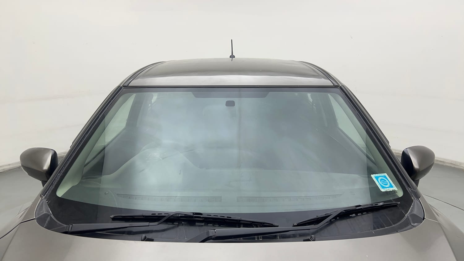 Used 2020 Maruti Suzuki Baleno Delta Petrol Manual exterior FRONT WINDSHIELD VIEW