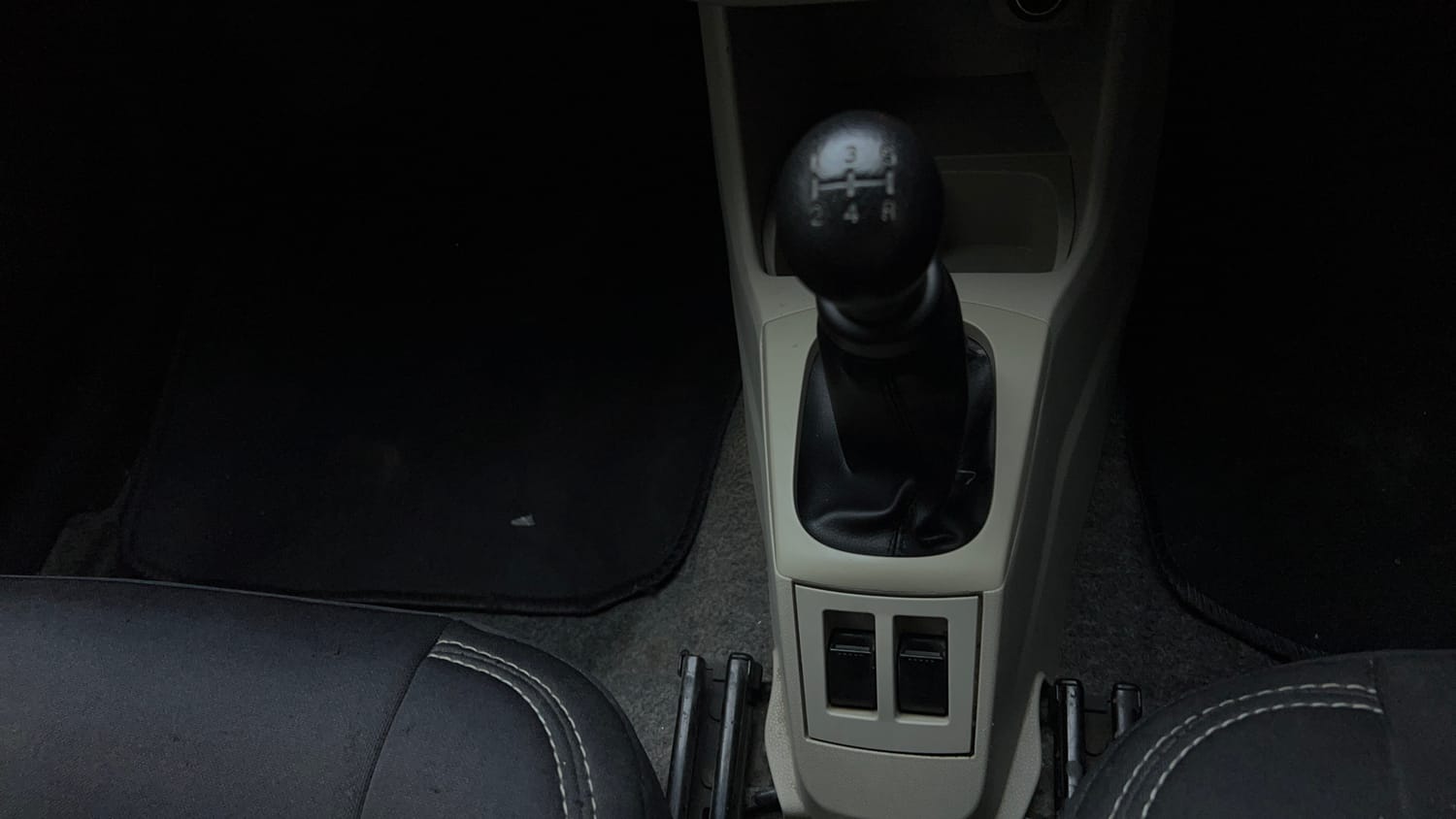 Used 2019 Maruti Suzuki Alto 800 LXi Petrol Manual interior GEAR  KNOB VIEW