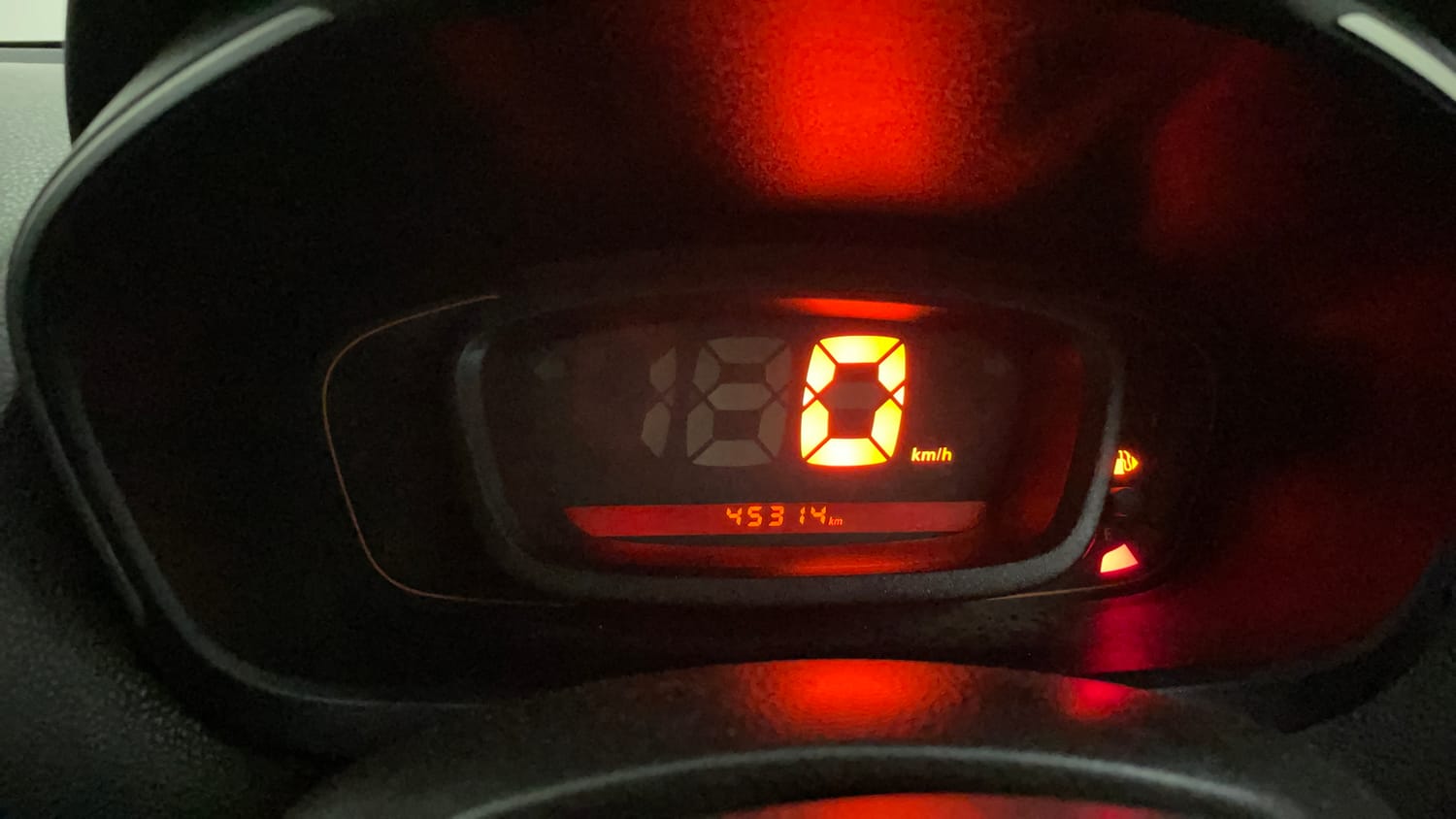 Used 2017 Renault Kwid CLIMBER 1.0 Petrol Manual interior CLUSTERMETER VIEW