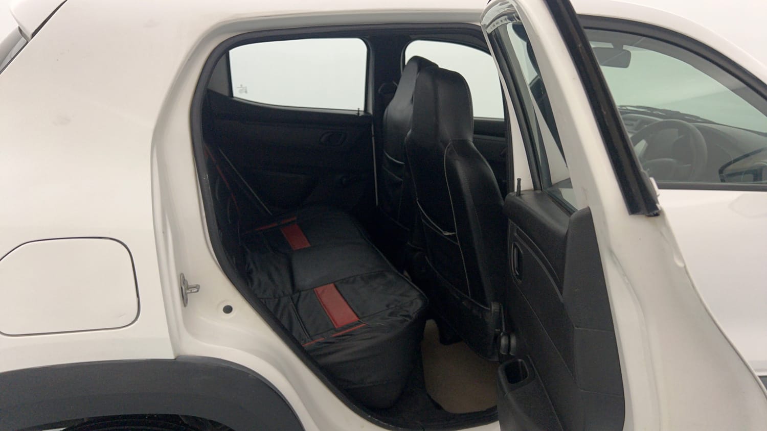 Used 2017 Renault Kwid 1.0 RXL Petrol Manual interior RIGHT SIDE REAR DOOR CABIN VIEW