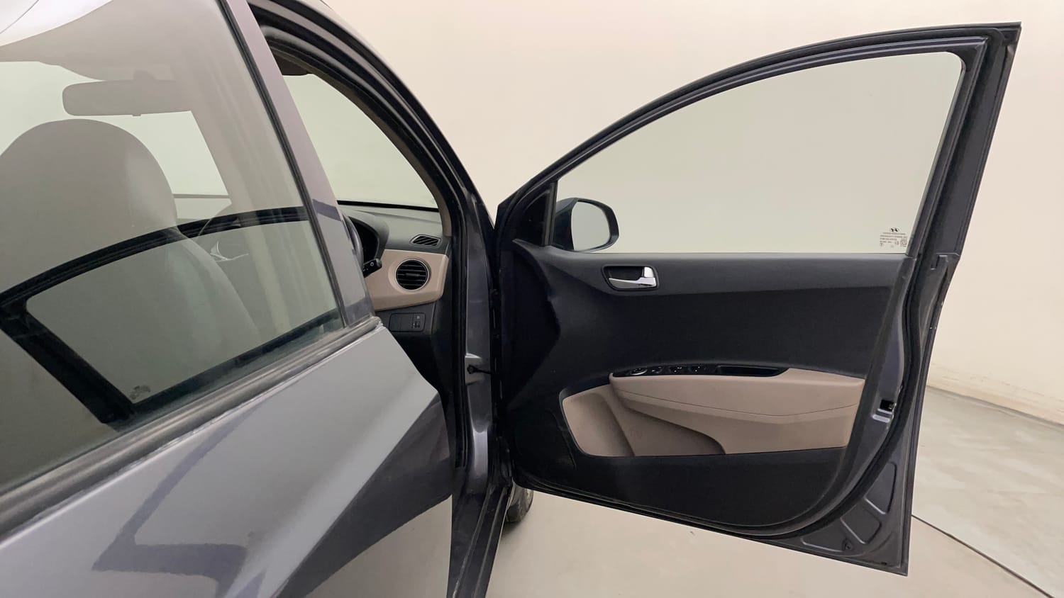 Used 2016 Hyundai Grand i10 Sportz 1.2 Kappa VTVT Petrol Manual interior RIGHT FRONT DOOR OPEN VIEW