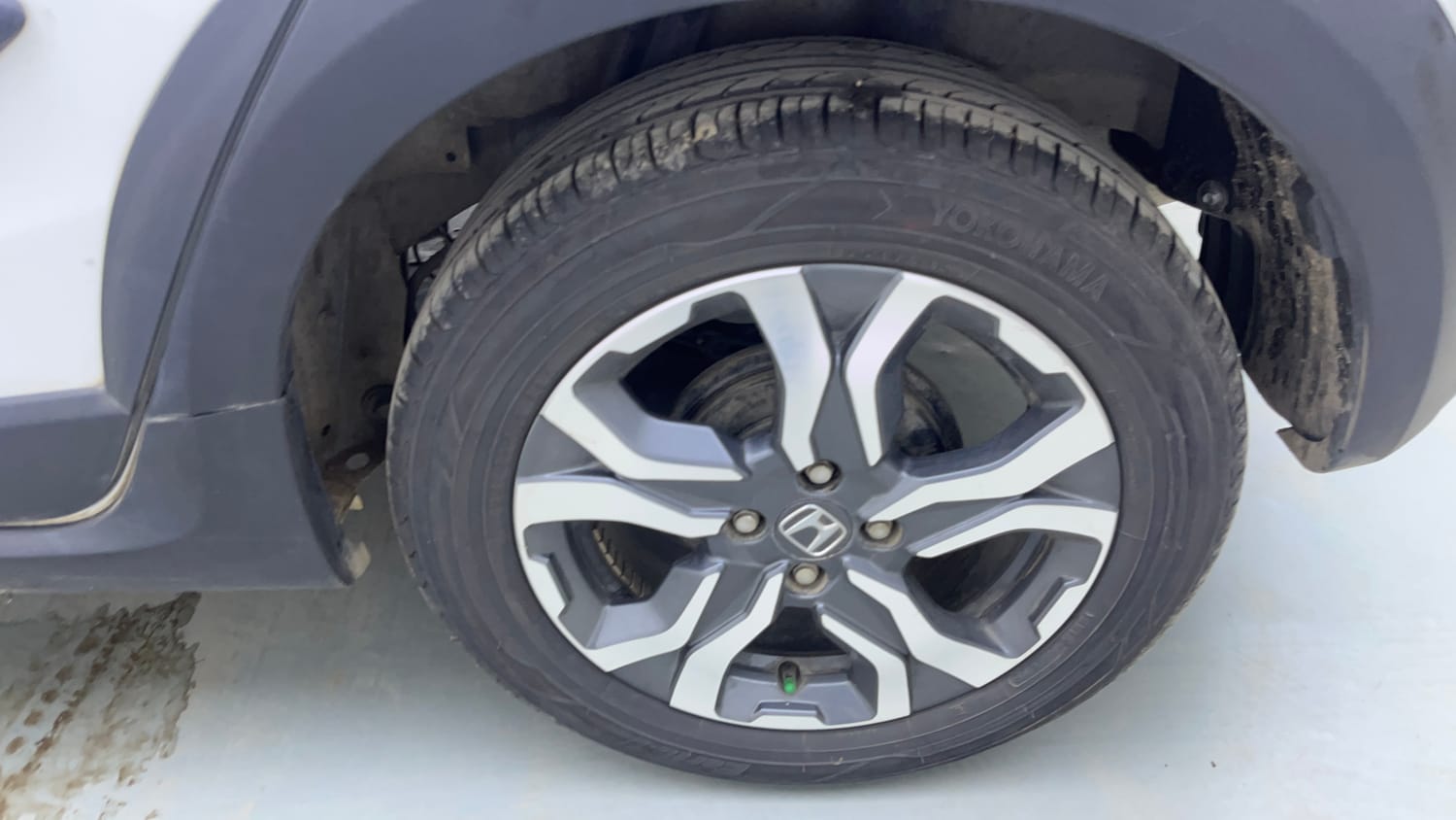 Used 2023 Honda WR-V SV MT Petrol Petrol Manual tyres LEFT REAR TYRE RIM VIEW