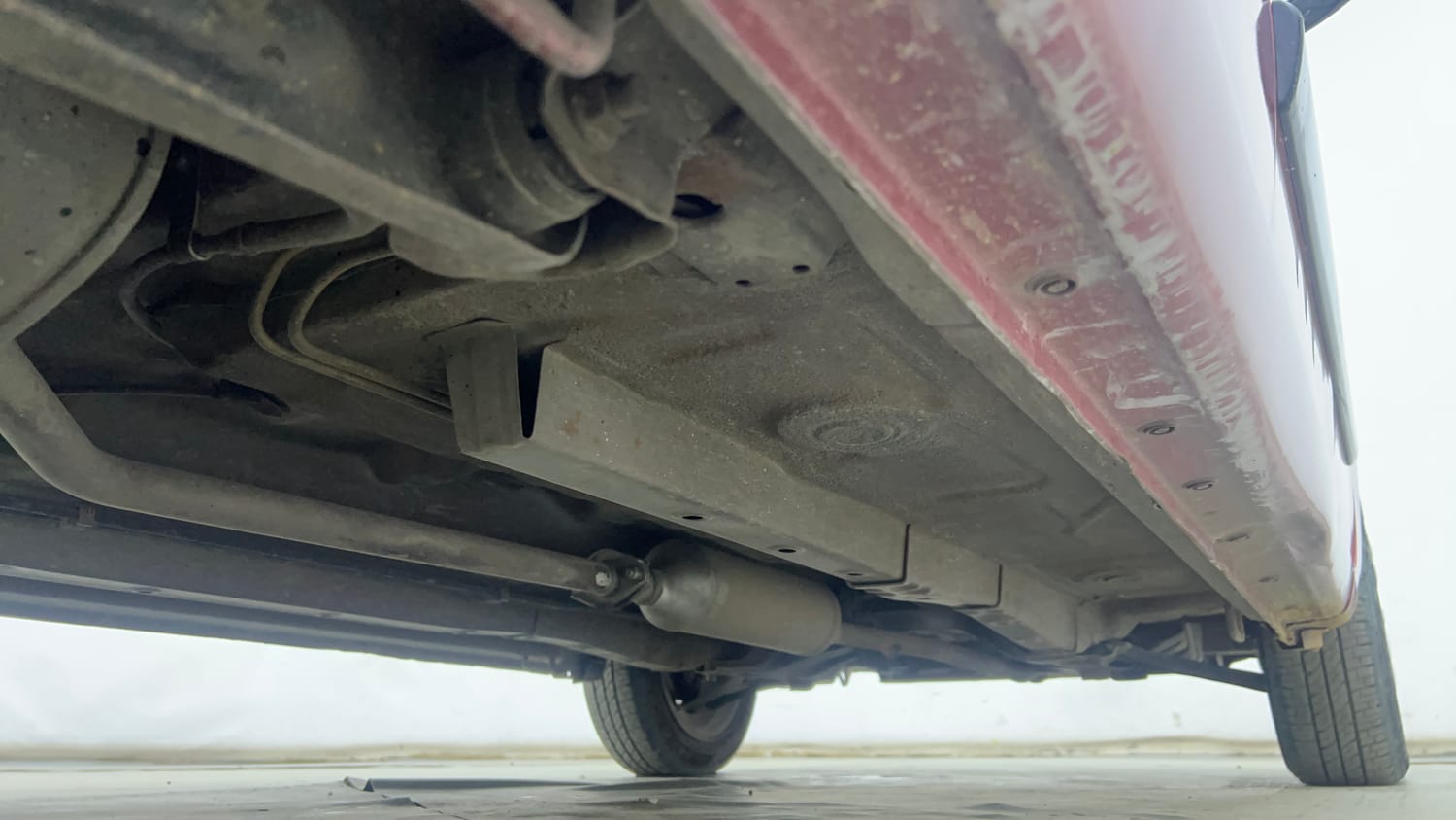 Used 2018 Maruti Suzuki Wagon R 1.0 VXI AMT Petrol Automatic extra REAR RIGHT UNDERBODY VIEW