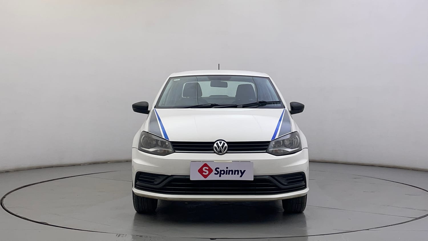 Used 2017 Volkswagen Ameo Comfortline 1.2L (P) Petrol Manual exterior FRONT VIEW