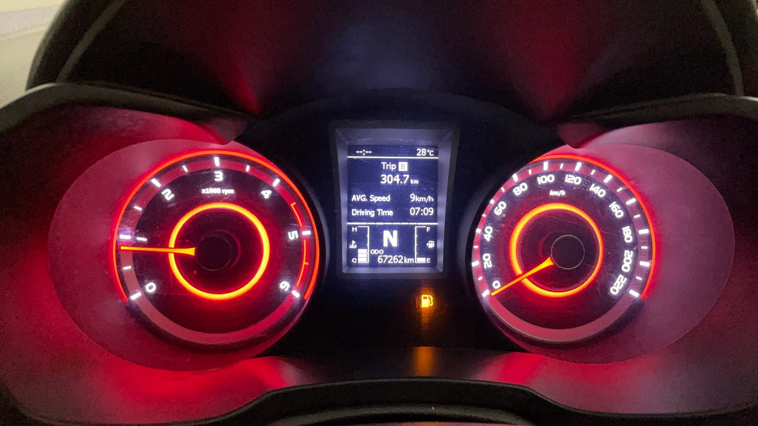 Used 2021 Mahindra XUV 300 W8 (O) 1.5 Diesel Diesel Manual interior CLUSTERMETER VIEW