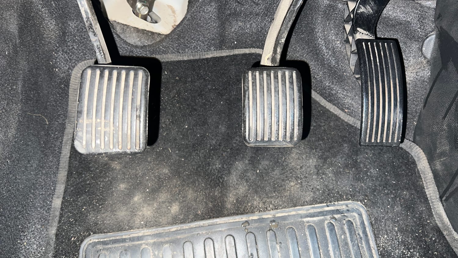 Used 2019 Hyundai Xcent S Petrol+cng(outside fitted) Cng Manual interior PEDALS VIEW