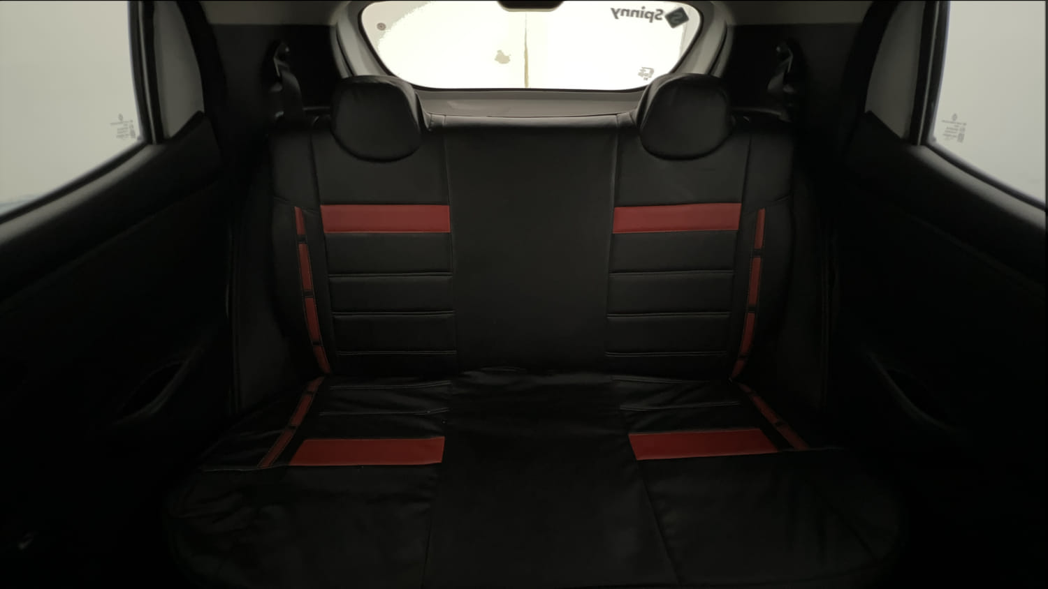Used 2017 Renault Kwid 1.0 RXL Petrol Manual interior REAR SEAT CONDITION VIEW