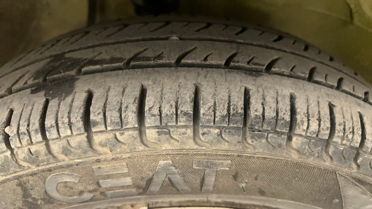 Used 2017 Maruti Suzuki Alto 800 LXi CNG (O) Cng Manual tyres RIGHT FRONT TYRE TREAD VIEW