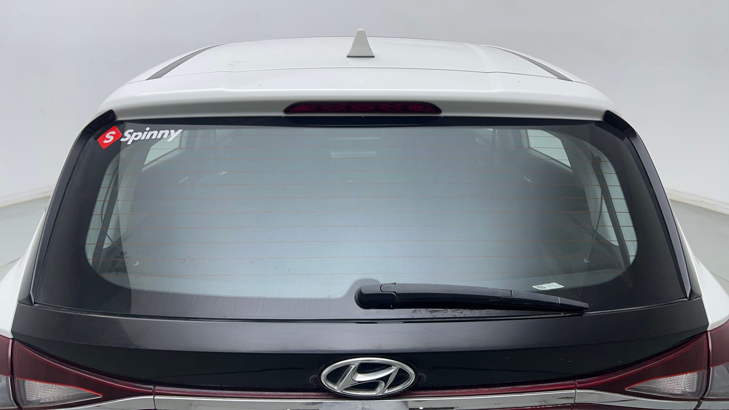Used 2022 Hyundai i20 Asta (O) 1.2 IVT Petrol Automatic exterior BACK WINDSHIELD VIEW