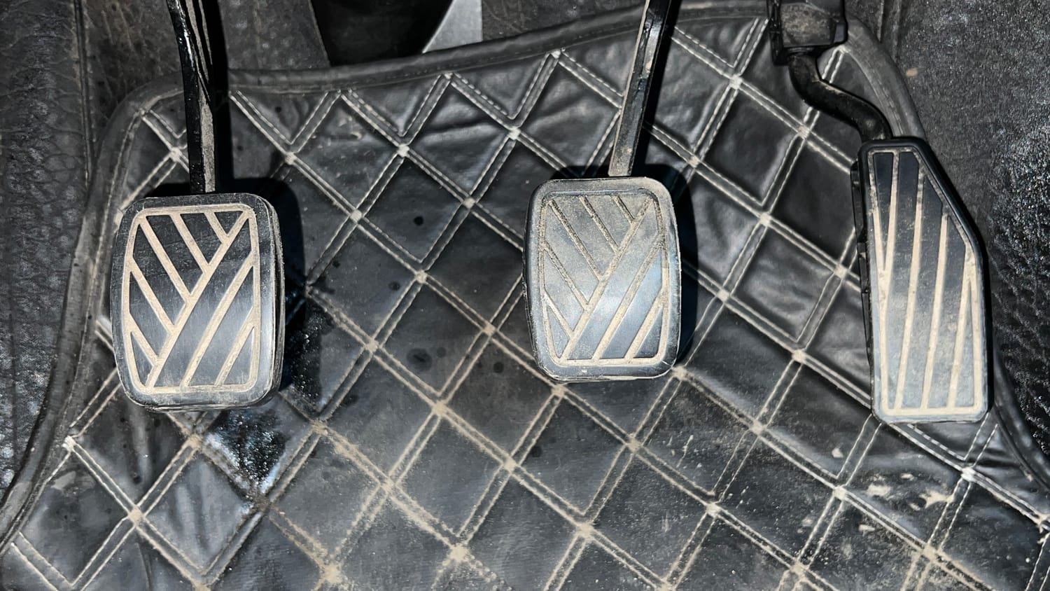 Used 2023 Maruti Suzuki Ignis Sigma 1.2 MT Petrol Manual interior PEDALS VIEW