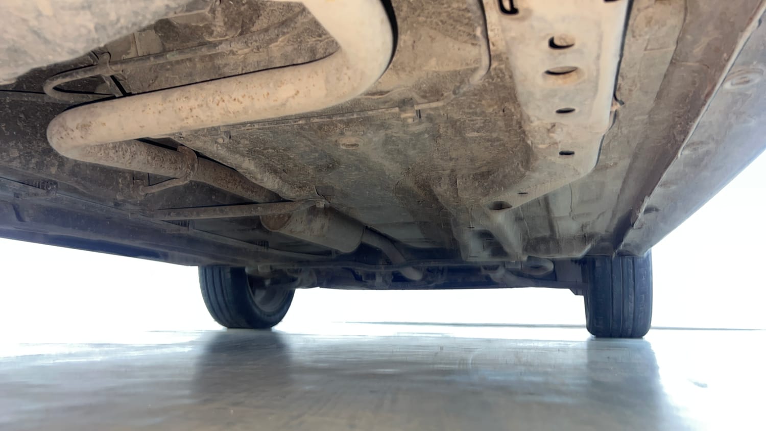 Used 2022 Tata Tiago XZ Plus Petrol Manual extra REAR RIGHT UNDERBODY VIEW