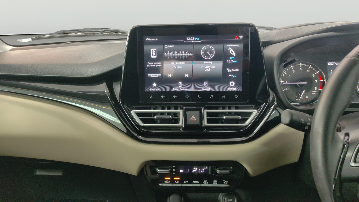 Used 2025 Toyota Glanza V Petrol Manual interior MUSIC SYSTEM & AC CONTROL VIEW
