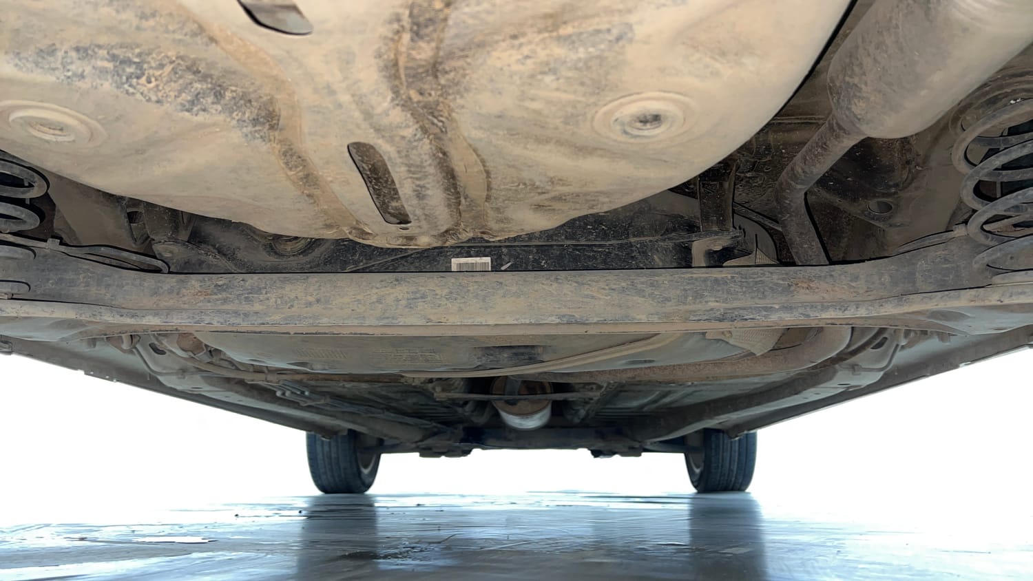 Used 2017 Maruti Suzuki Baleno Zeta 1.2 Petrol Manual extra REAR UNDERBODY VIEW (TAKEN FROM REAR)