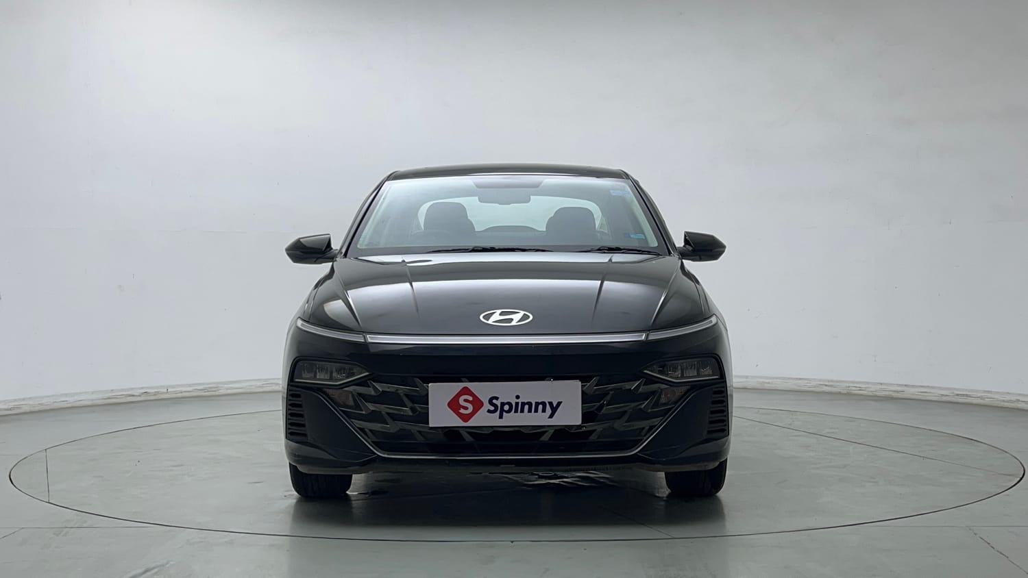 Used 2024 Hyundai Verna SX 1.5 Petrol MT Petrol Manual exterior FRONT VIEW