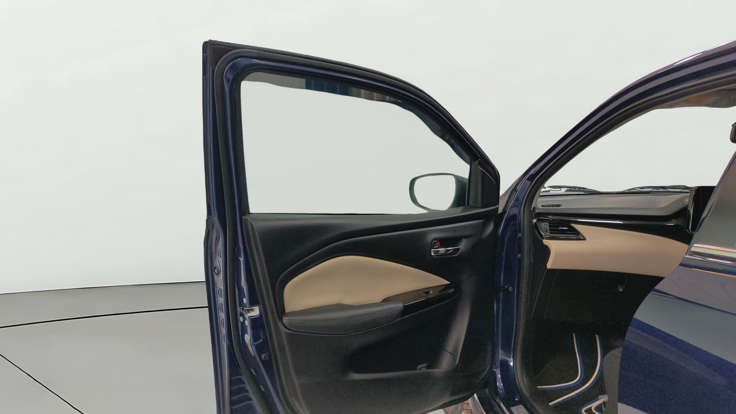 Used 2025 Toyota Glanza V Petrol Manual interior LEFT FRONT DOOR OPEN VIEW