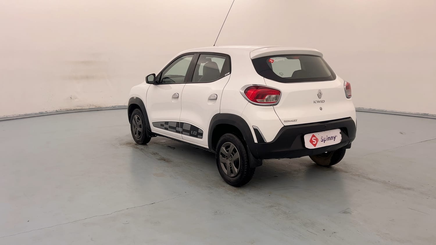Used 2017 Renault Kwid 1.0 RXL Petrol Manual exterior LEFT REAR CORNER VIEW
