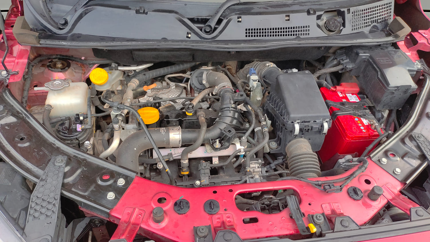 Used 2022 Nissan Magnite XV Premium Turbo CVT Dual Tone Petrol Automatic engine ENGINE RIGHT SIDE VIEW