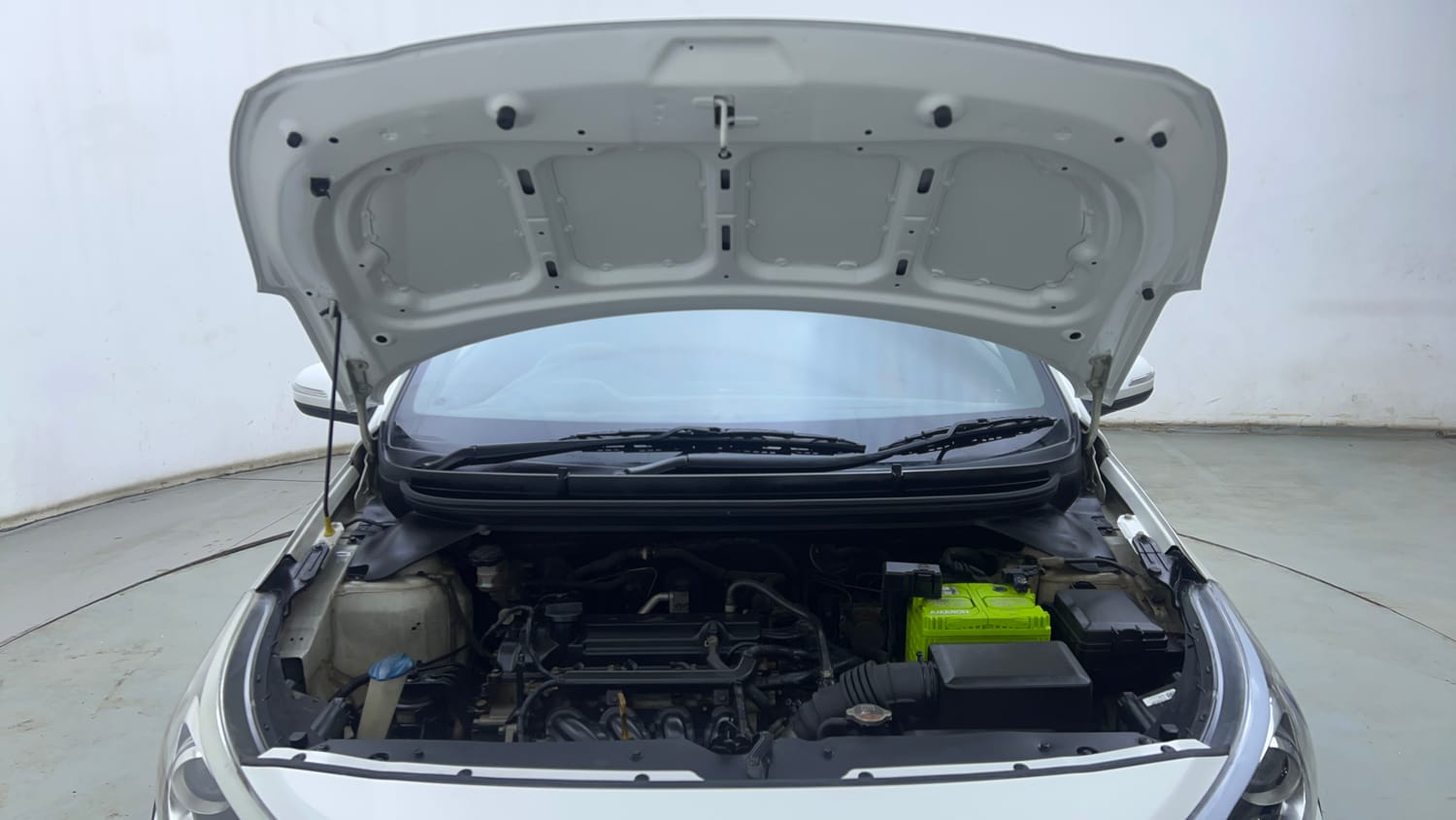 Used 2015 Hyundai i20 Active 1.2 S Petrol Manual engine ENGINE & BONNET OPEN FRONT VIEW
