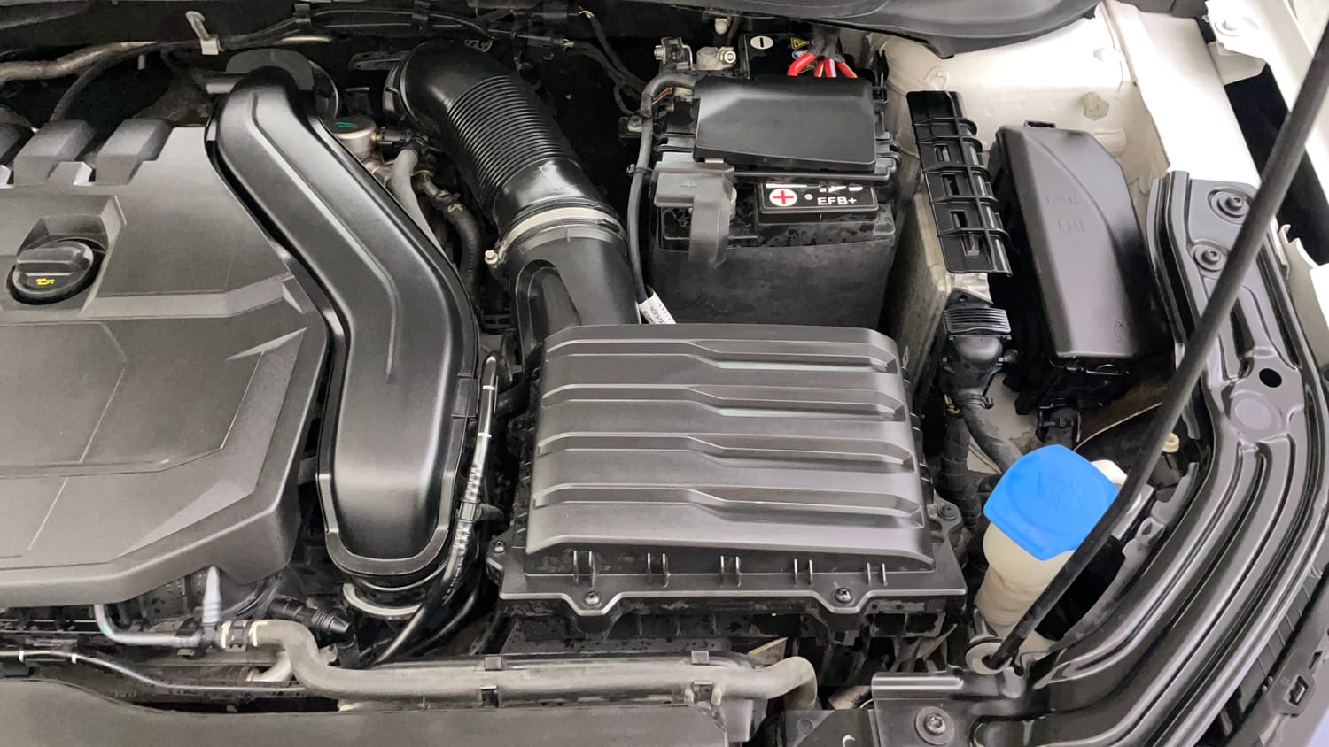 Used 2024 Skoda Slavia Style 1.5L TSI DSG Petrol Automatic engine ENGINE LEFT SIDE VIEW