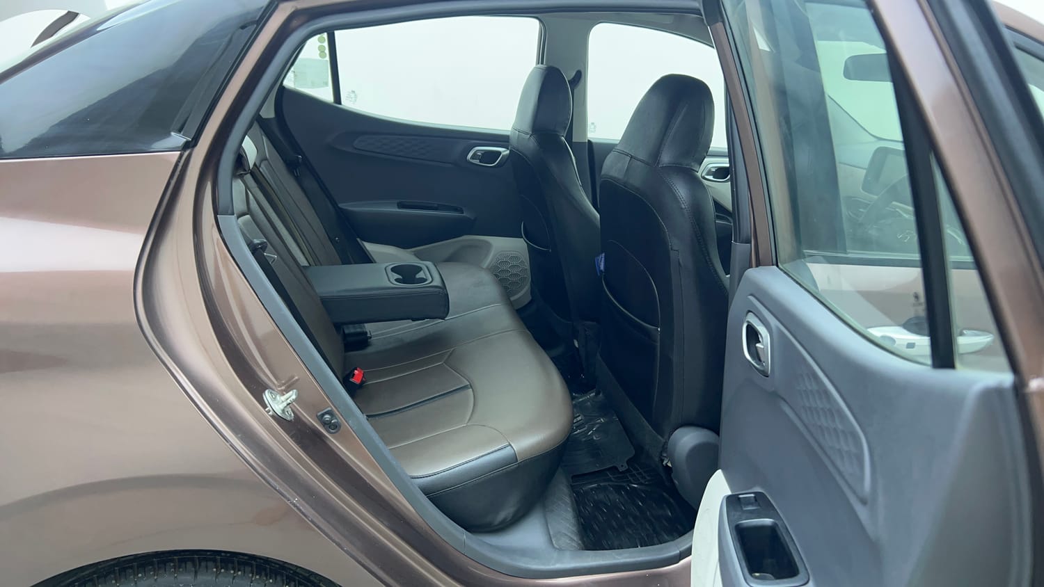 Used 2020 Hyundai Aura SX Plus 1.2 AMT Petrol Petrol Automatic interior RIGHT SIDE REAR DOOR CABIN VIEW
