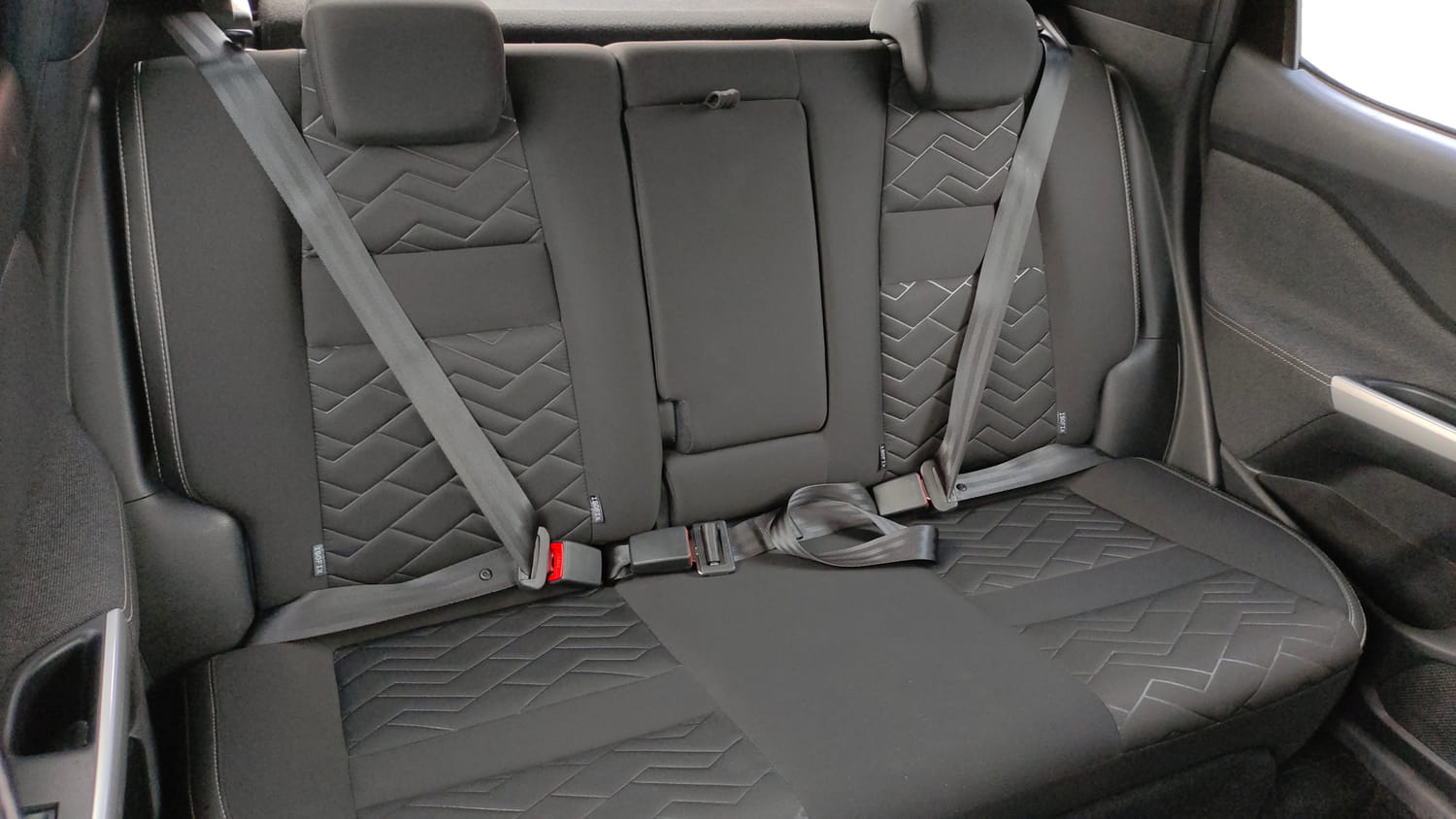 Used 2022 Nissan Magnite XV Premium Turbo CVT Dual Tone Petrol Automatic interior REAR SEAT CONDITION VIEW