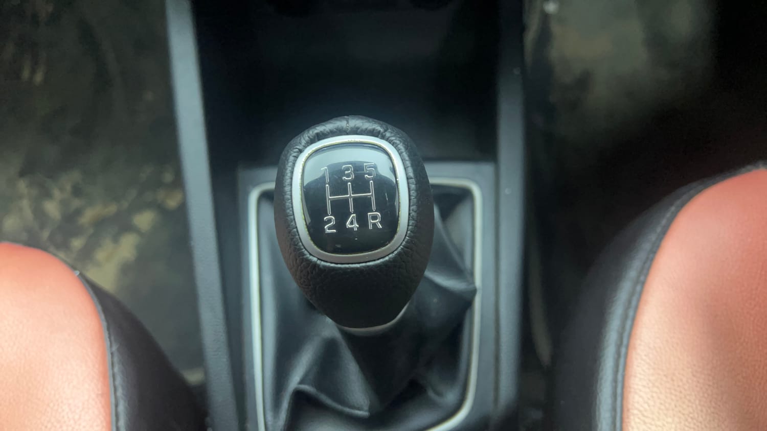 Used 2015 Hyundai Elite i20 Asta 1.2 Petrol Manual interior GEAR  KNOB VIEW