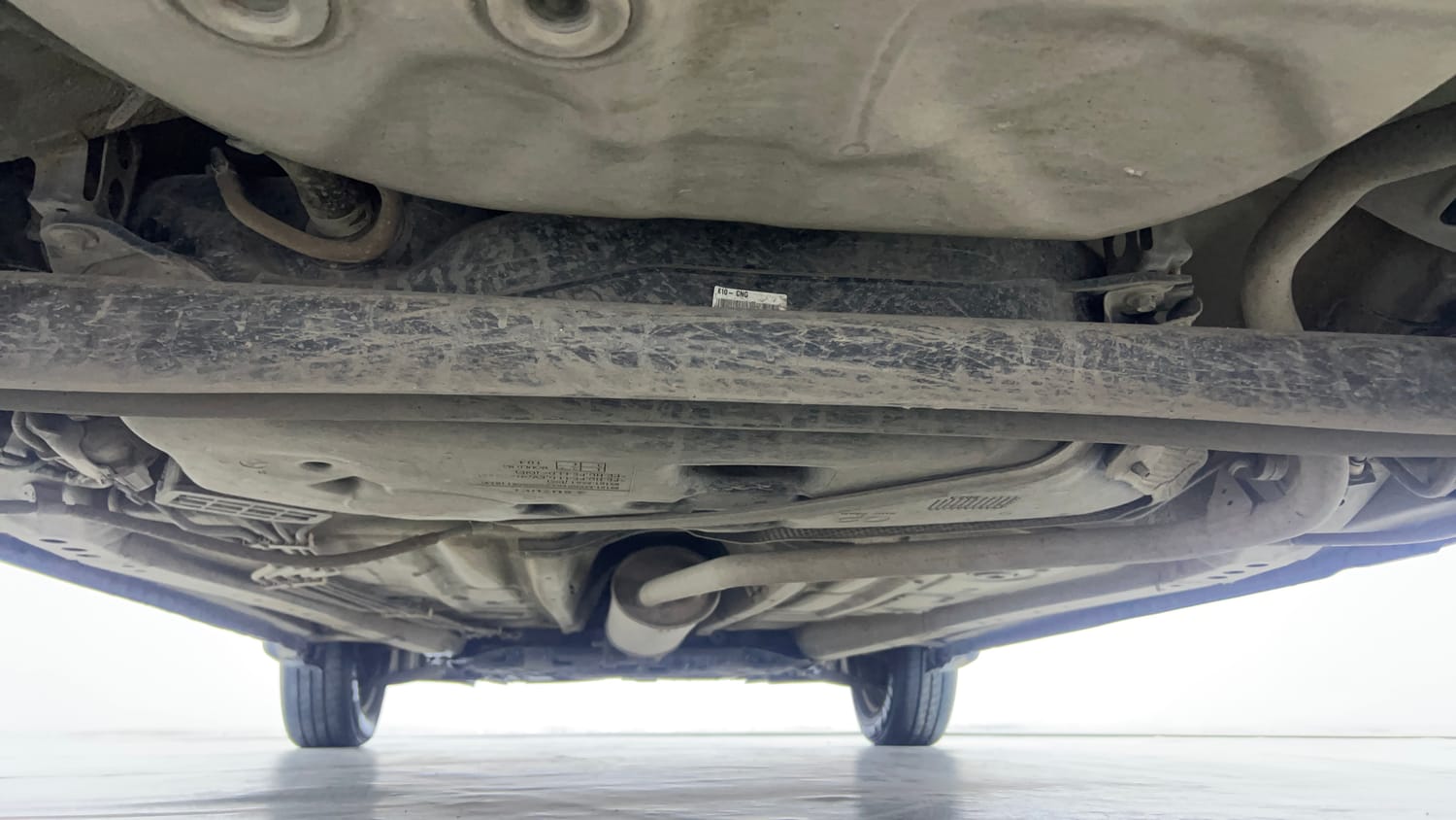 Used 2023 Maruti Suzuki Wagon R VXI 1.0 CNG Cng Manual extra REAR UNDERBODY VIEW (TAKEN FROM REAR)