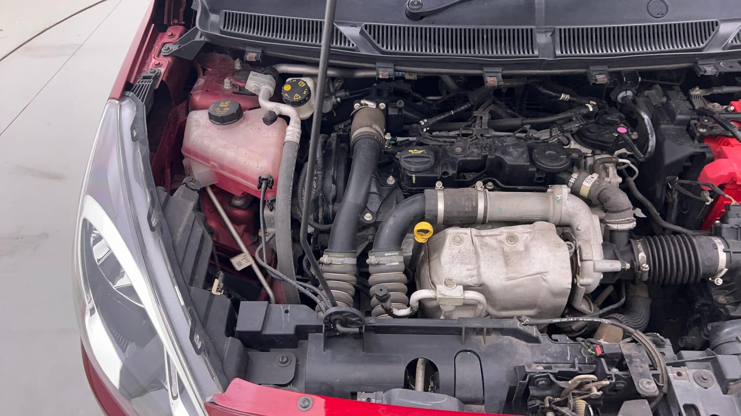 Used 2019 Ford Figo Aspire Titanium1.5 TDCi Diesel Manual engine ENGINE RIGHT SIDE VIEW