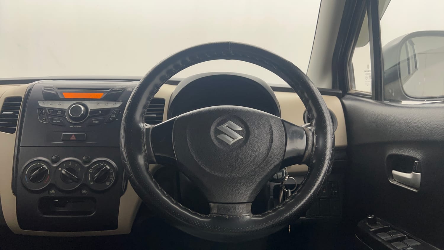Used 2017 Maruti Suzuki Wagon R VXI Petrol Manual interior STEERING VIEW