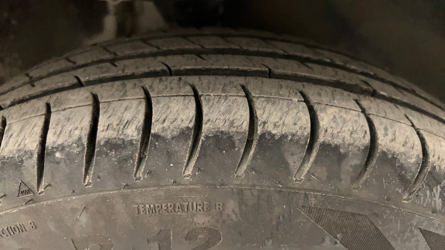 Used 2016 Maruti Suzuki Alto 800 Lxi Petrol Manual tyres RIGHT FRONT TYRE TREAD VIEW