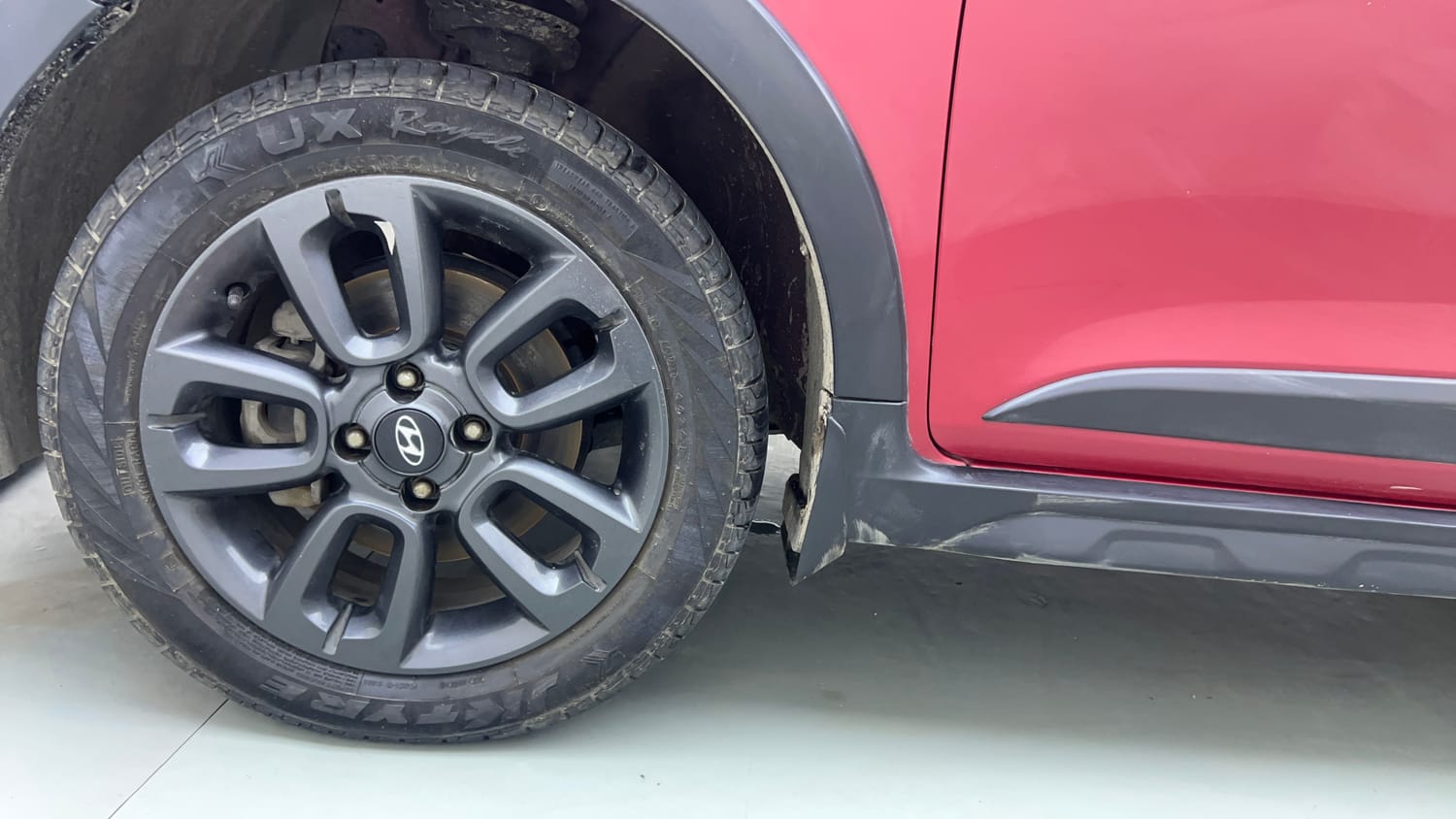 Used 2015 Hyundai i20 Active 1.2 S Petrol Manual tyres LEFT FRONT TYRE RIM VIEW