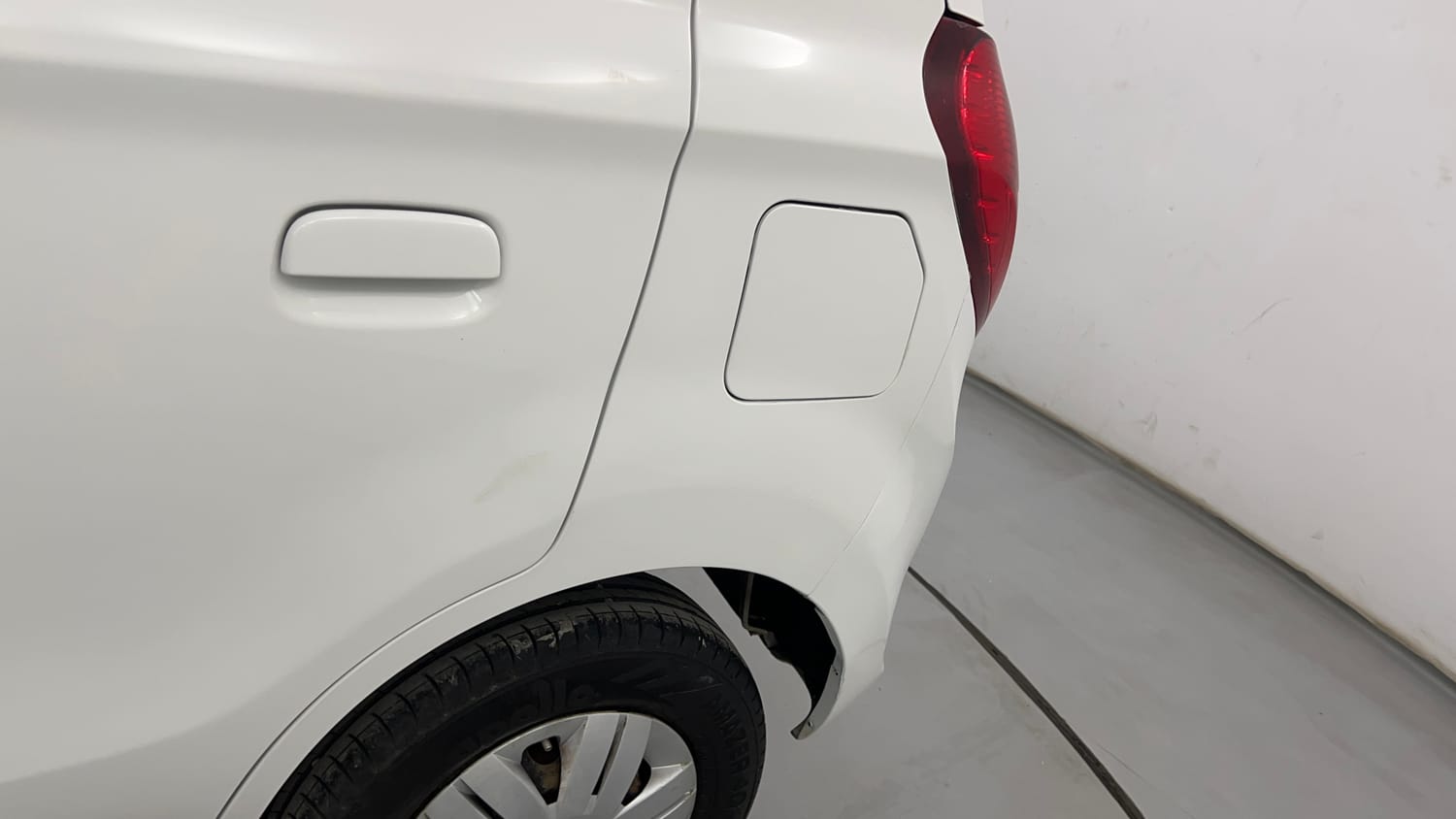 Used 2016 Maruti Suzuki Alto 800 Lxi Petrol Manual dents MINOR SCRATCH