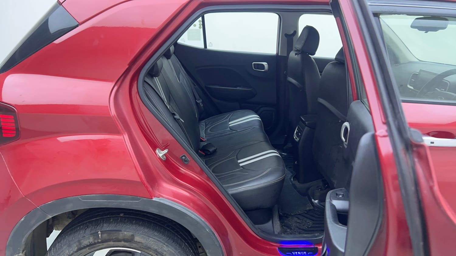 Used 2019 Hyundai Venue SX Plus 1.0 Turbo DCT Petrol Automatic interior RIGHT SIDE REAR DOOR CABIN VIEW