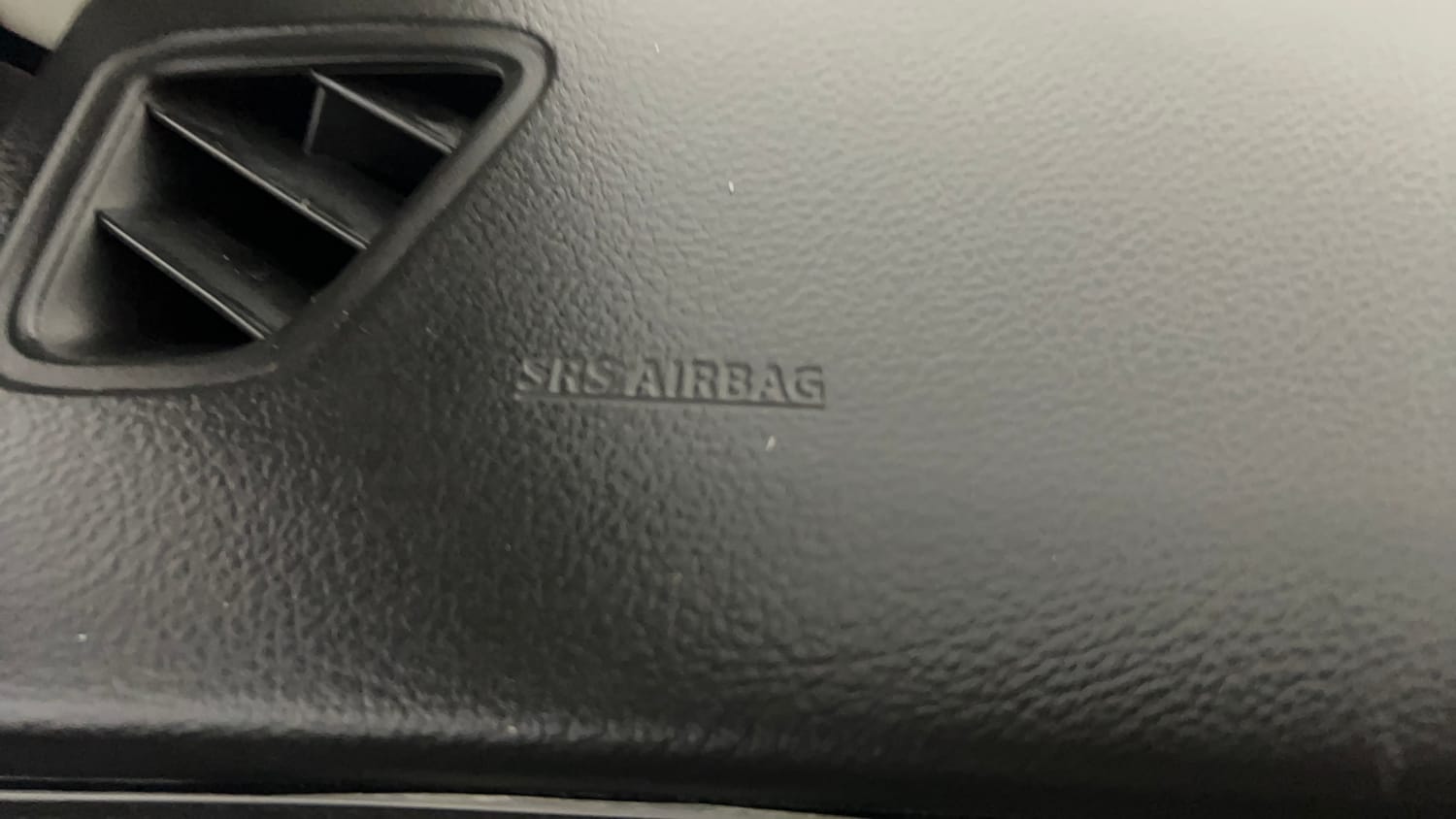 Used 2019 Maruti Suzuki S-Cross Delta 1.3 Diesel Manual top_features Airbags