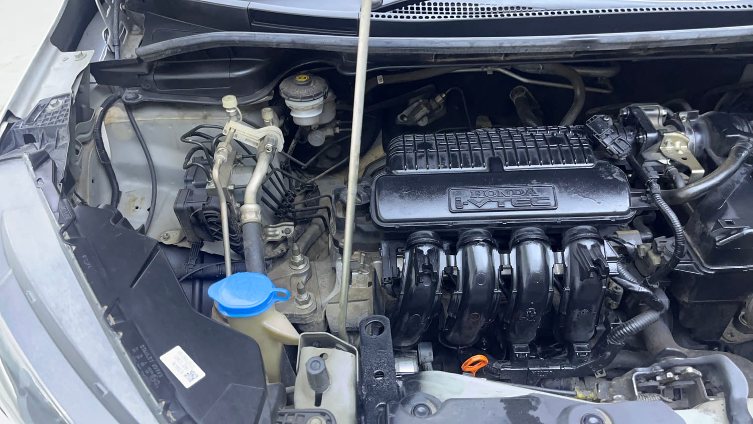 Used 2023 Honda WR-V SV MT Petrol Petrol Manual engine ENGINE RIGHT SIDE VIEW