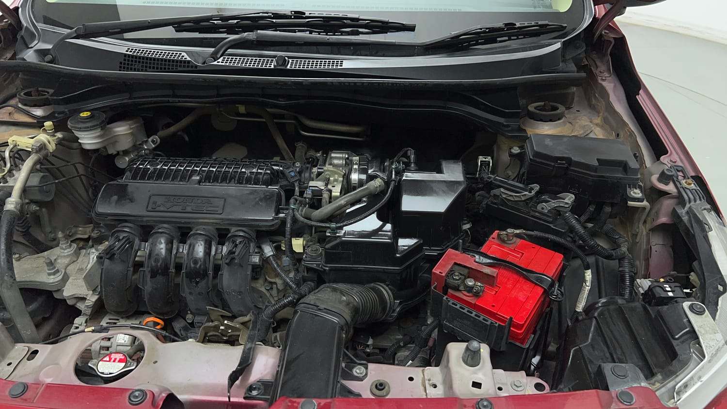 Used 2018 Honda Amaze 1.2 V CVT Petrol Petrol Automatic engine ENGINE LEFT SIDE VIEW