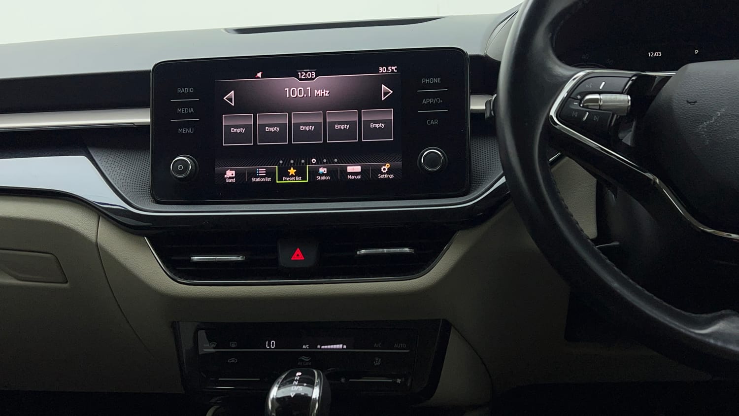 Used 2022 Skoda Slavia Ambition 1.0L TSI AT Petrol Automatic interior MUSIC SYSTEM & AC CONTROL VIEW