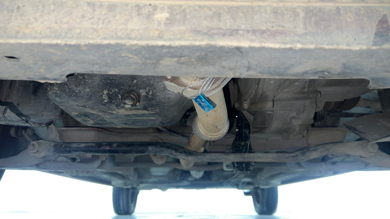 Used 2020 Tata Tiago XT Petrol Manual extra FRONT LEFT UNDERBODY VIEW