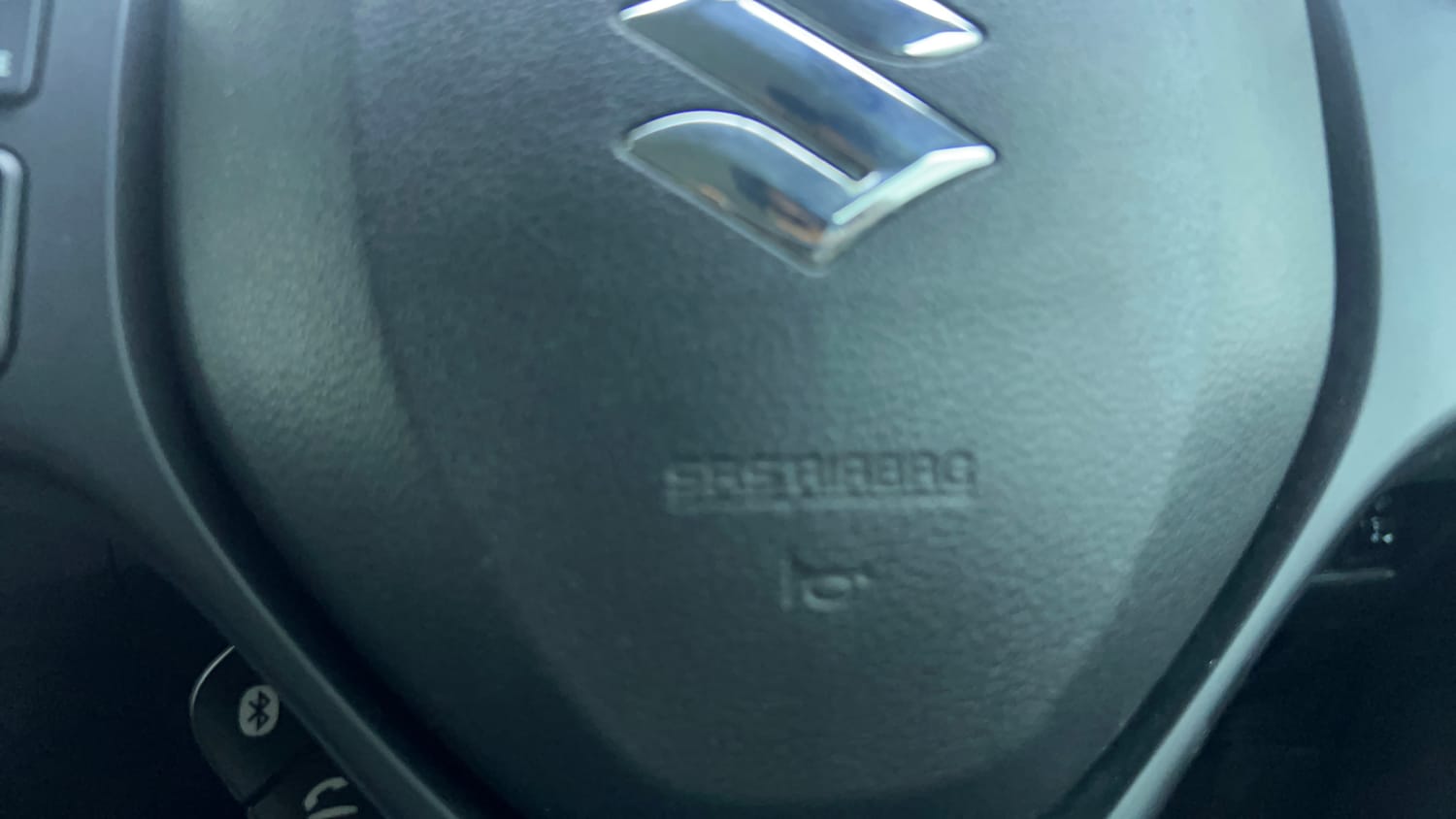 Used 2018 Maruti Suzuki Baleno Zeta 1.2 Petrol Manual top_features Airbags