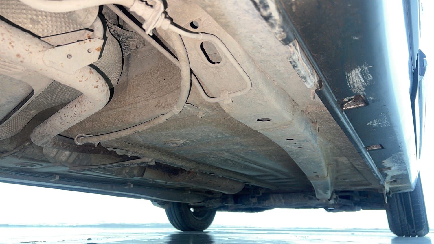 Used 2020 Maruti Suzuki Baleno Delta Petrol Manual extra REAR RIGHT UNDERBODY VIEW