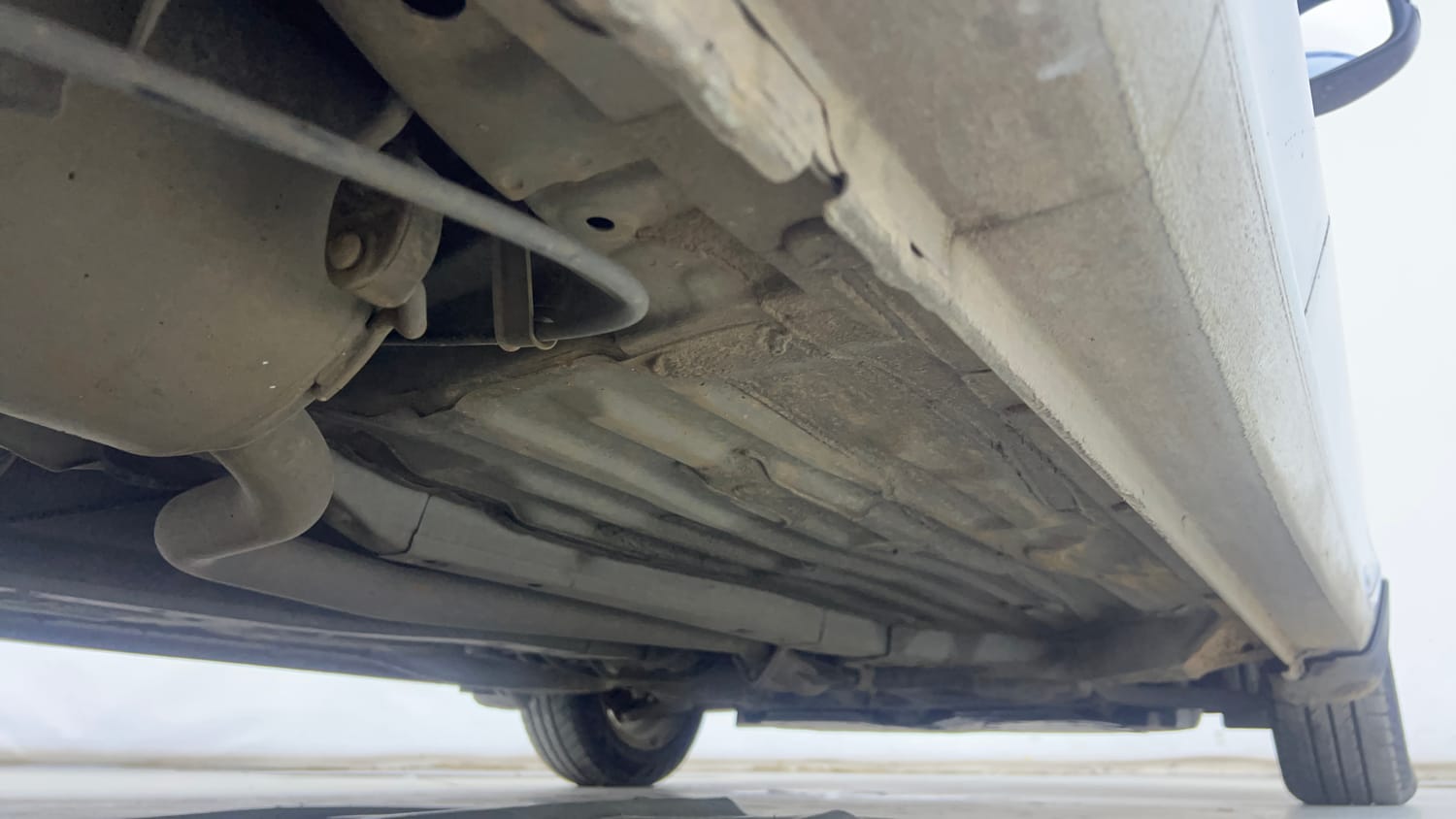 Used 2018 Honda Amaze 1.5 V CVT Diesel Diesel Automatic extra REAR RIGHT UNDERBODY VIEW