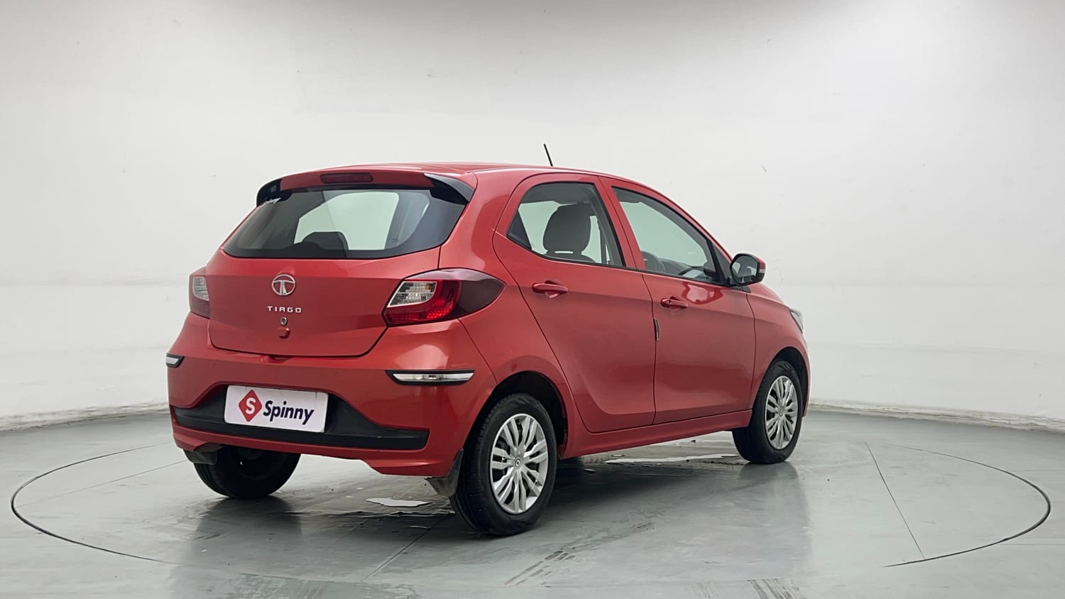Used 2020 Tata Tiago XT Petrol Manual exterior RIGHT REAR CORNER VIEW