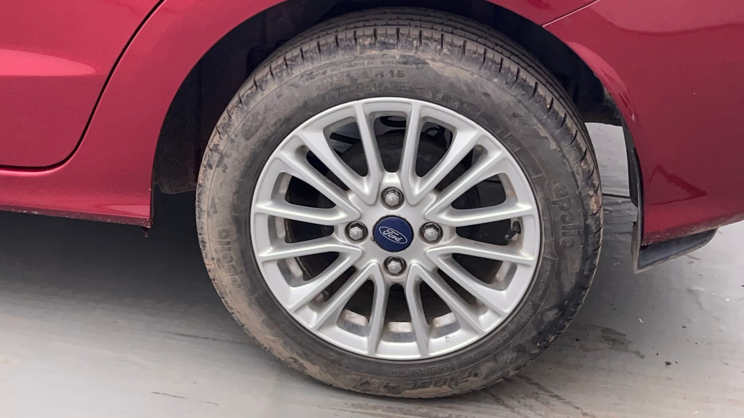 Used 2019 Ford Figo Aspire Titanium1.5 TDCi Diesel Manual tyres LEFT REAR TYRE RIM VIEW