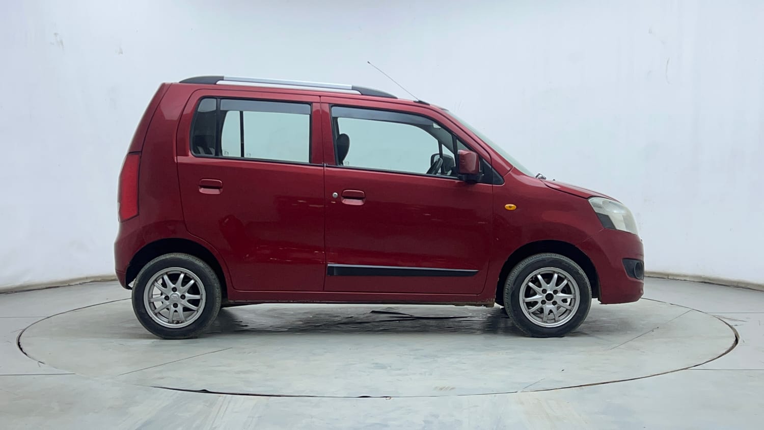 Used 2018 Maruti Suzuki Wagon R 1.0 VXI AMT Petrol Automatic exterior RIGHT SIDE VIEW