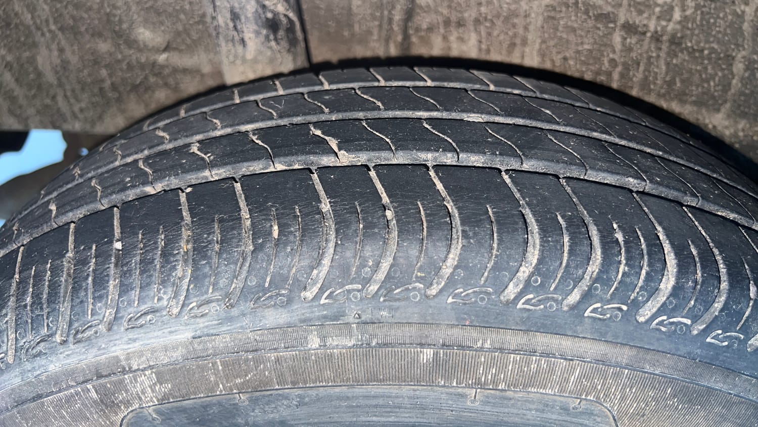 Used 2024 Maruti Suzuki Wagon R VXI 1.0 CNG Cng Manual tyres RIGHT REAR TYRE TREAD VIEW